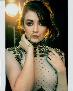 Sarah Bolger autograph