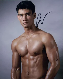 Alex Landi autograph