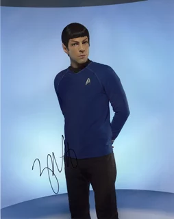 Zachary Quinto autograph
