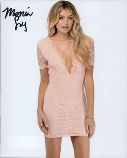 Monica Sims autograph