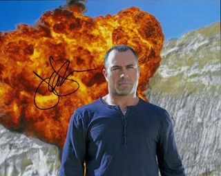 Joe Rogan autograph