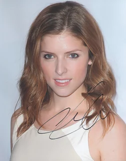Anna Kendrick autograph