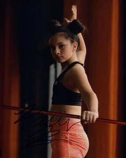 Paris Bravo autograph