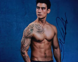 Alex Landi autograph