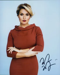 Mara Marini autograph