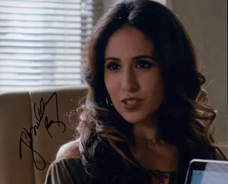 Gabrielle Ruiz autograph