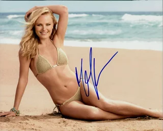 Malin Akerman autograph