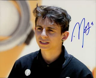 Moises Arias autograph