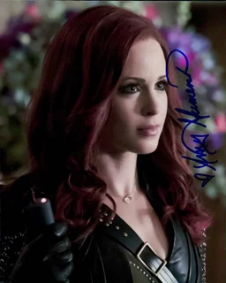 Amy Gumenick autograph