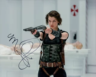 Milla Jovovich autograph