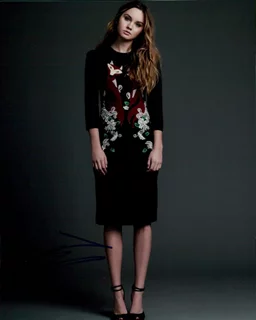Liana Liberato autograph