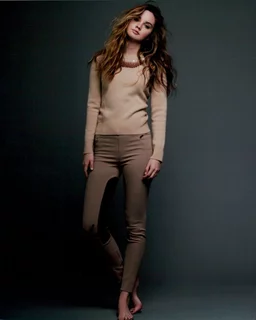 Liana Liberato autograph