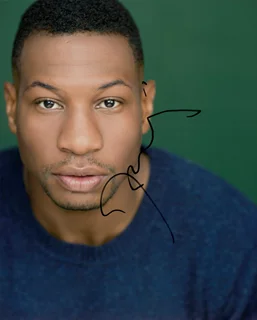 Jonathan Majors autograph