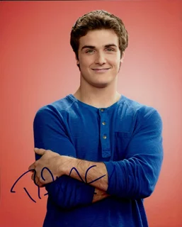 Beau Mirchoff autograph