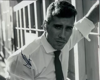 Octavio Pizano autograph