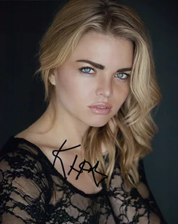 Kiersten Hall autograph