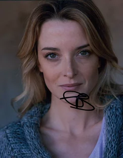 Emily Baldoni autograph