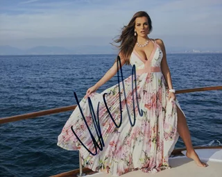 Nadine Mirada autograph