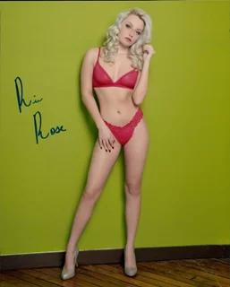 Ria Rose autograph