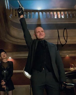 Anthony Carrigan autograph