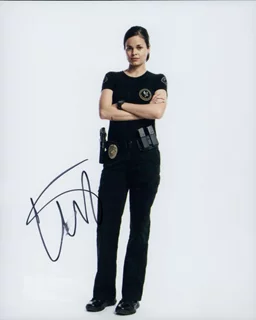 Lina Esco autograph