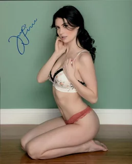 Jessi Fierce autograph