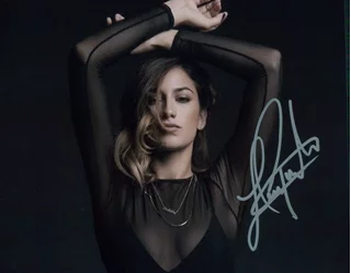 Lexy Panterra autograph