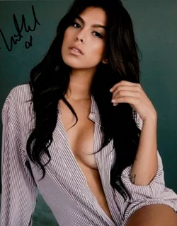 Nathalia Castellon autograph
