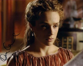 Kerry  Condon autograph