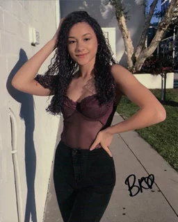 Breana Raquel autograph