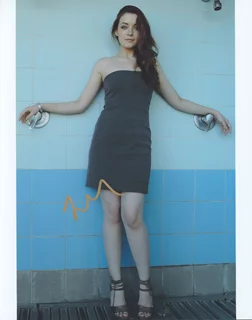 Sarah Bolger autograph