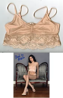 Aleah Mara autograph