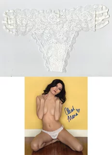 Aleah Mara autograph