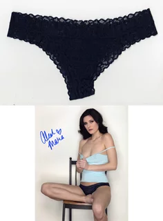 Aleah Mara autograph