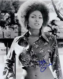 Pam Grier autograph