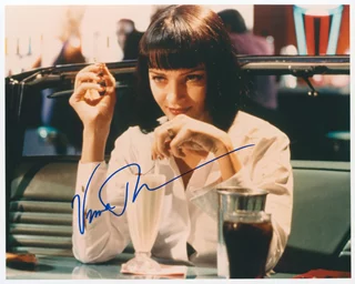 Uma Thurman autograph