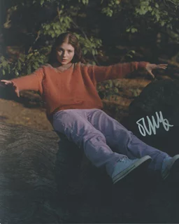 Thomasin McKenzie autograph