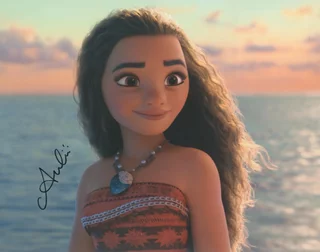 Auli'i Cravalho autograph