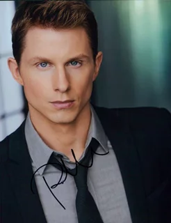 Pressly Coker autograph