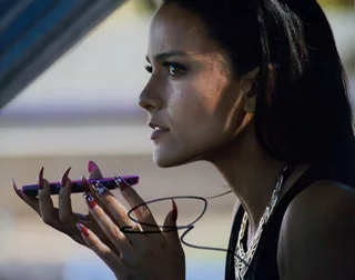 Maya Stojan autograph