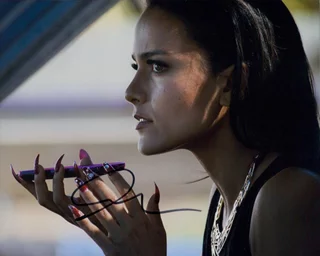 Maya Stojan autograph