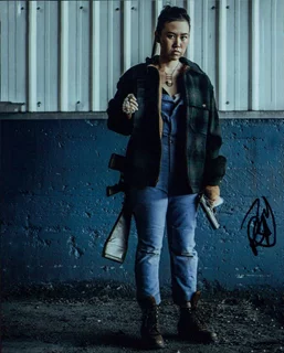 Ramona Young autograph