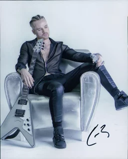 Chase Bell autograph