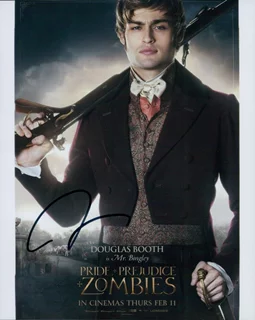 Douglas Booth autograph