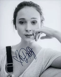 Courtney Dietz autograph