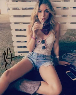 Rebekah Graf autograph