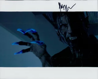 Gabriel Hogan autograph