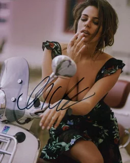 Nadine Mirada autograph