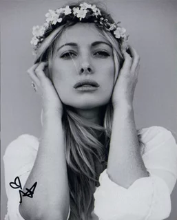 Malea Rose autograph