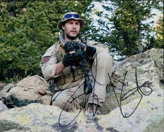 Taylor Kitsch autograph